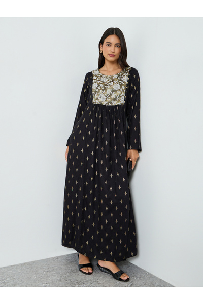 Amirah By Styli Black Jacquard Long Sleeves Jalabiya
