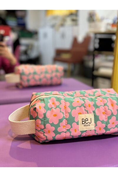 BEJ STORE Makeup Bag (Medium)