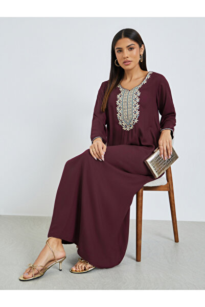 Amirah By Styli Burgundy Embroidered Yoke Jalabiya