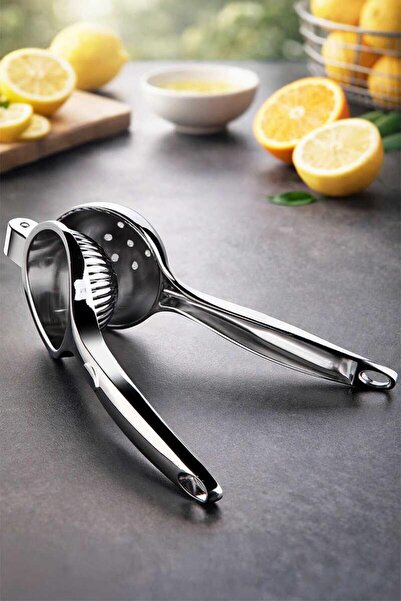 Prima Nova Primanova Lemon Squeezer with Chrome Coating