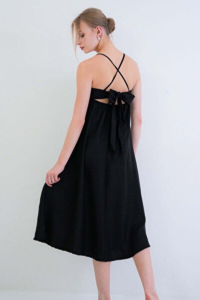 Trend Alaçatı Stili Γυναικείο φόρεμα με μαύρο κορδόνι στην πλάτη B Με δέσιμο ...
