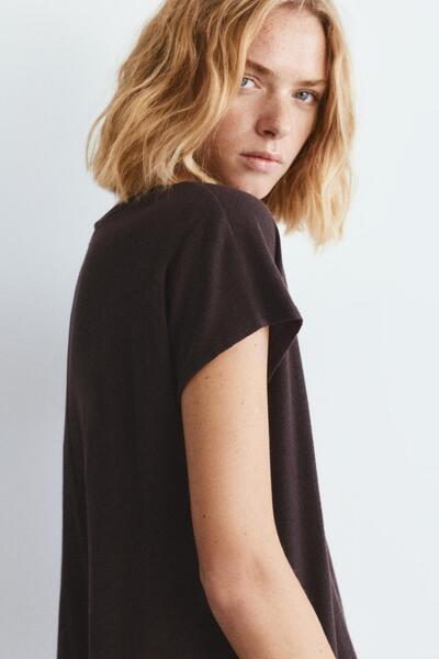 Pull & Bear V yaka keten t-shirt