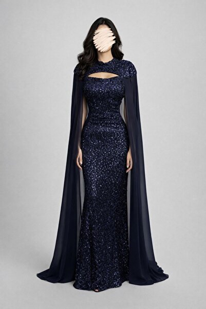 TOP BERLANTY فستان "نايت ستار" المخملي المطرز مع كيب شيفون راقي