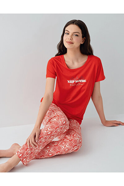Arnetta Women's Red Pajama Set