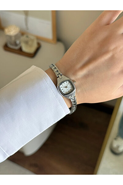 RoseandRoses Tittles Minimal Design Metal Cord Women's Wristwatch