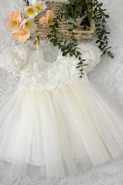 Lovelybird Бродирана рокля с рози