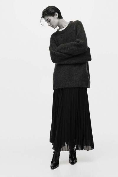 H&M تنورة شيفون مطوية