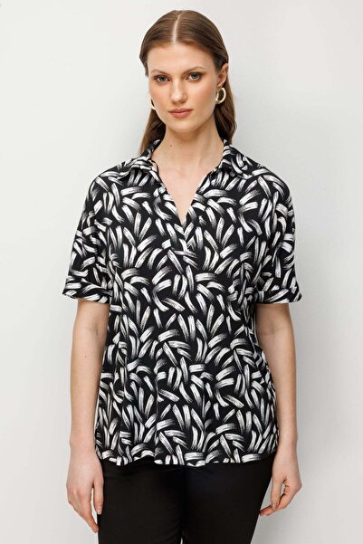 ON Printed Short Sleeve Plus Size Blouse