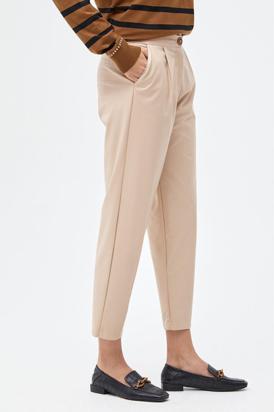 Kayra Kadın Pileli Suni Deri Pantolon - Bej