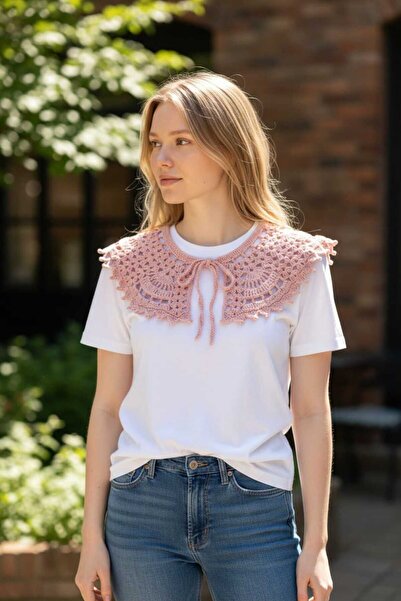 Tokuşka الحياكة بأربطة أبيض ياقة شال