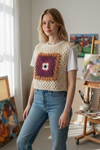 Tokuşka Reversible Wearable Women's Sweater with Hand Knitted Motifs