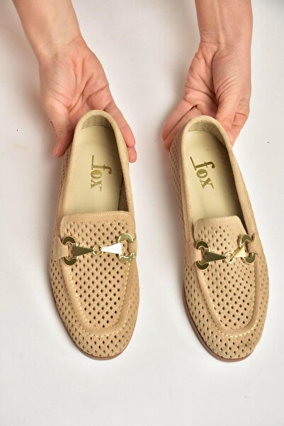 Fox Shoes Y291262402 Beige Suede Buckle Detail Women Ballet Flats