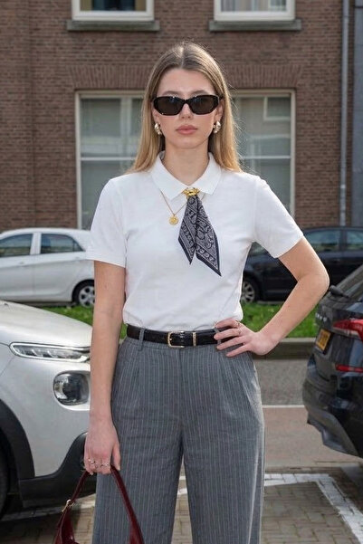 The Champ Clothing Γυναικείο μπλουζάκι πόλο με λεπτομέρεια από σατέν φουλάρι,...