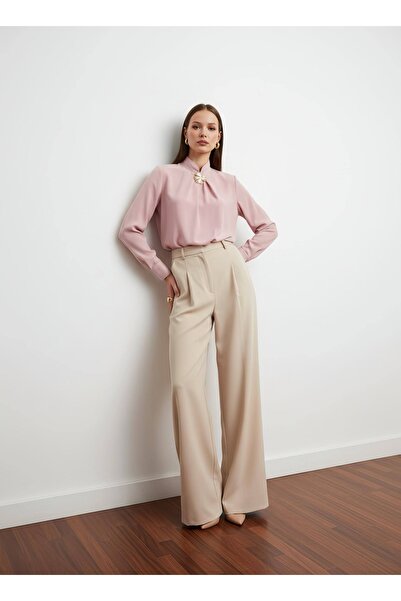 PERA MODA Bluză-cămașă elegantă cu broșă aurie