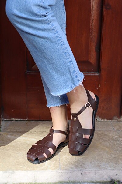 diya shoes موديل نسائي أنيق للاستخدام اليومي مصنوع من صندل أنواع من المواد ال...