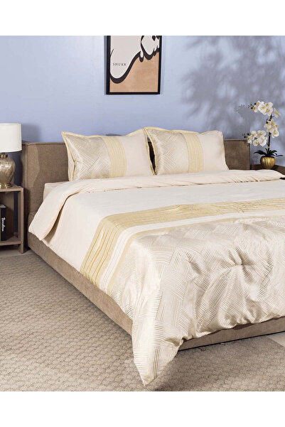 REDTAG Gold 4-Piece Jacquard Comforter Set(240 x 220 cm)