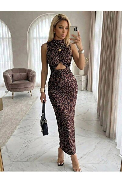 Eloraco Pencere Dekolteli Sıfır Kollu Leopar Basic Midi Elbise