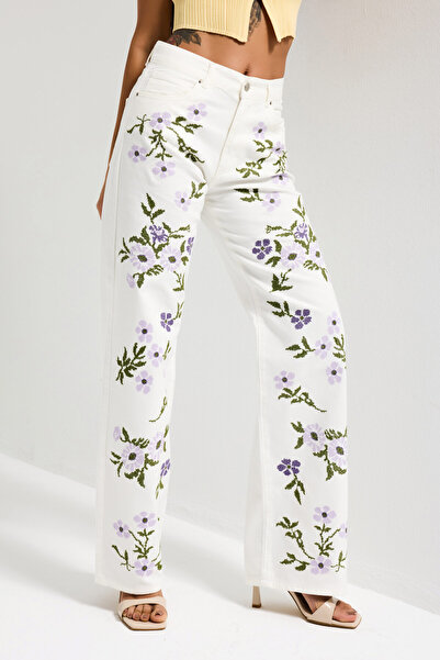 it's basic Women's Off-White 7S6-101 Loose Fit Floral Pattern Embroidered Spe...