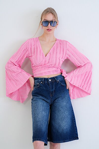 Trend Alaçatı Stili بلوزة نسائية باللون الوردي بأزرار على الجهتين ياقة إسباني...