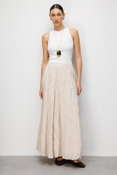 Mizalle Kırışık Görünümlü Saf Pamuk Bej Rengi Maksi Etek