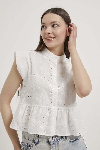 Arma Life ARMALIFE 0454 CĂMAȘĂ DE DAMĂ FĂRĂ MÂNECI CU VOLANE LA TIV B brodat