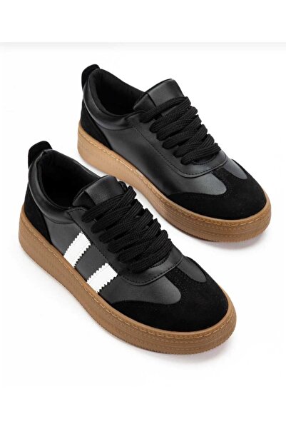 Nexs حذاء رياضي نسائي أسود اللون بخطوط بيضاء طبي