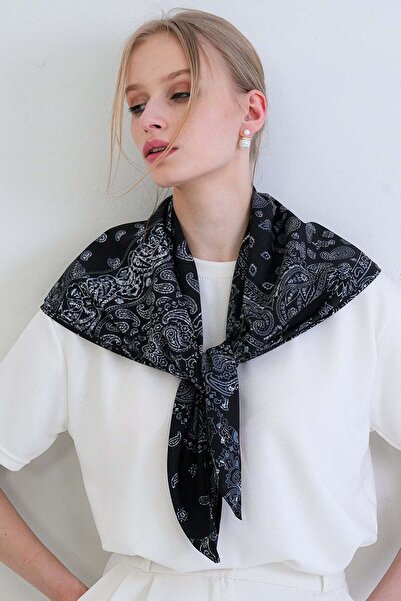 Trend Alaçatı Stili Μαύρο τετράγωνο σάλι με έθνικ σχέδια