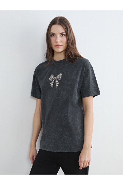 LC Waikiki Γυναικείο μπλουζάκι Özmarka New Season Leopard Bow με τύπωμα