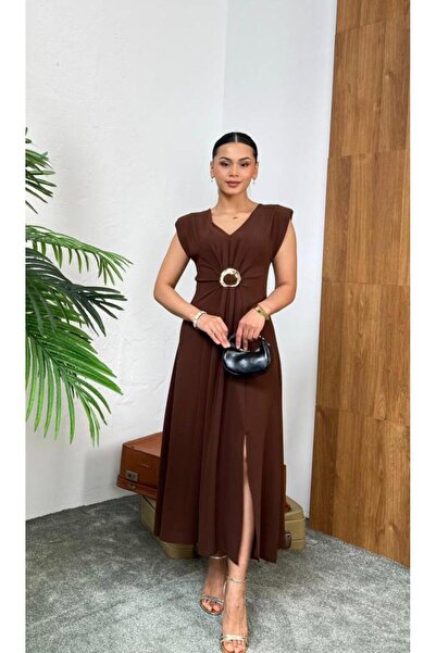 Butik İstanbul's Kadın Metal Toka Detaylı Drapeli Midi Elbise