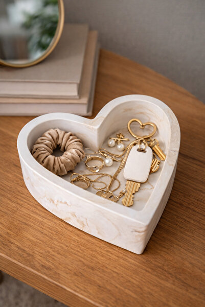 Soul Stone Atelier Heart Bowl Cream Color with Marble Effect