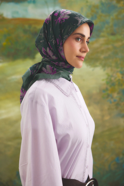 Emproyal Floral Pattern Velune Scarf