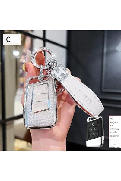 QGC Chrome silver car key case, with leather strap and shiny decoration, 0193
