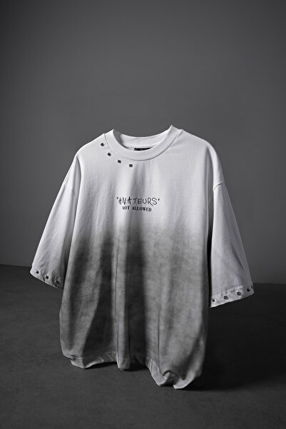 Slatra Men's White Amateur Spray Boxy Fit Tshirt