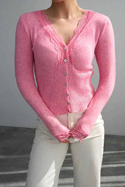 ASEDE Lace Detailed V-Neck Buttoned Knitwear Design Cardigan