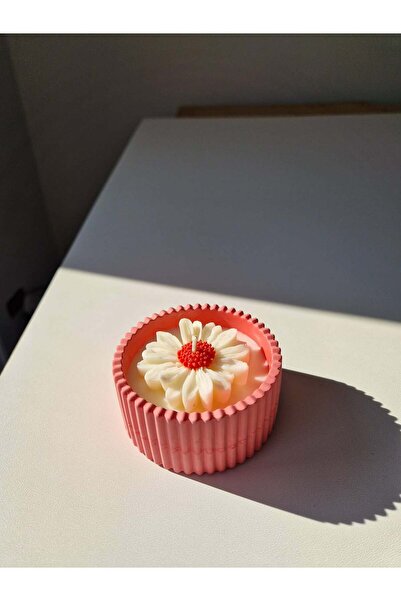 Criali Atelier Lumânare parfumată cu margaretă din ceară naturală de soia rea...