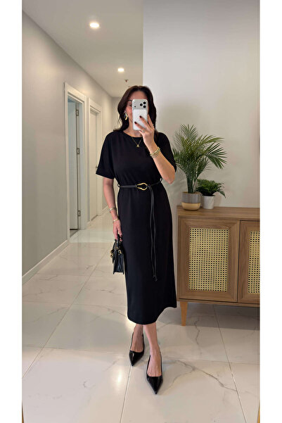 BİRCANÇİL Μαύρο φόρεμα Dilla με ζώνη και κοντά μανίκια, από ύφασμα Modal