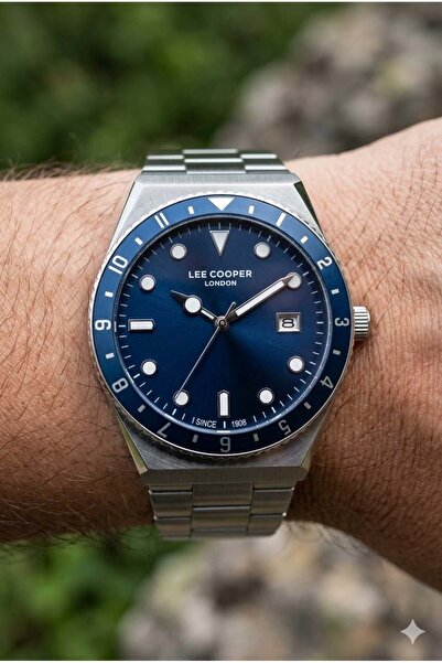 Lee Cooper Silver Case Men's Wristwatch |   40mm Steel Case, Silver Steel Ban...