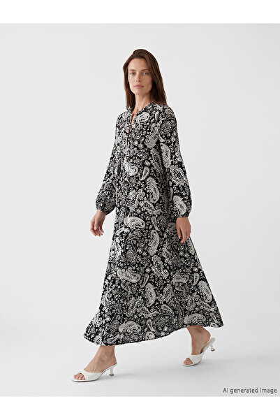 LC Waikiki Black Judge Collar Patterned Dress