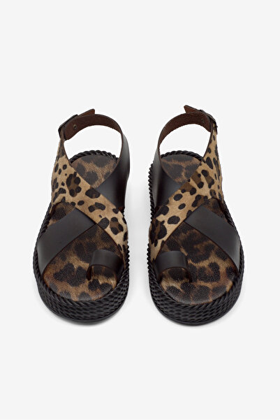 Tonny Black صندل نسائي أسود بطبعة الفهد حذاء بنعل بولي يوريثان مريح مع أشرطة ...