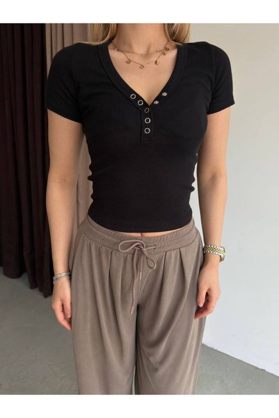 gozdefashion Women's V-Neck Snap Detailed Top Ribbed Knit Cropped
