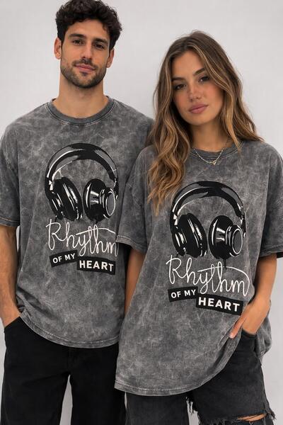 ANATOLIATEKSTILE Ένα vintage πλυμένο oversize μπλουζάκι unisex – Street Style...