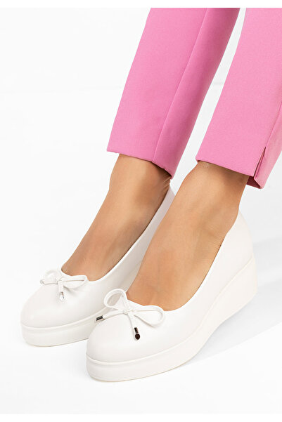 B T Shoes Olmaria white Platform Sole shoes