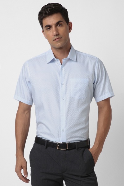 VAN HEUSEN Men Classic Fit Short Sleeve Shirt