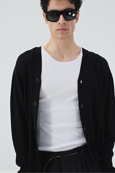 GIESTO ΕΛΑΦΡΙΑ ΛΕΠΤΟΠΛΕΚΤΗ ΜΑΥΡΗ ΖΑΚΕΤΑ