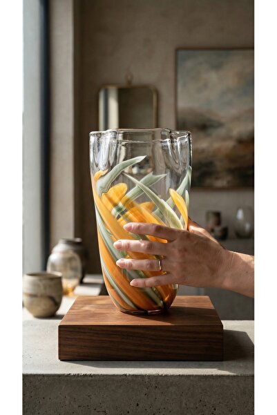 NAHR A luxurious, handmade decorative glass vase; a thick glass vase, 37 cm t...