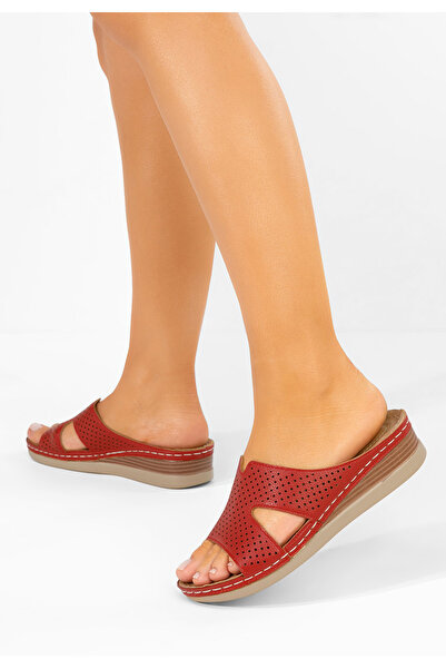 B T Shoes Papuci cu platforma Hermana grena