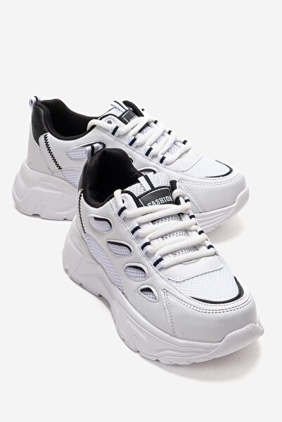 CCWAY AYAKKABI يان هالكينج منقوش حذاء رياضي نسائي أبيض أسود