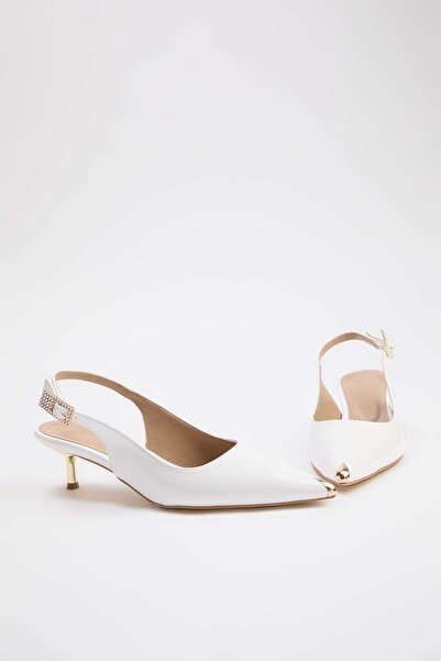 TRENDYOL SHOES Weißgold galvanisiert, detaillierte 5 cm hohe klassische Damen...