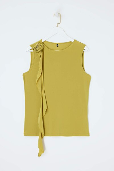 Trendyol Curve Πλεκτή μπλούζα μεγάλου μεγέθους με λεπτομέρεια λαδί πράσινου λ...