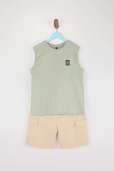 TRENDYOLKIDS Pantaloni scurți fără mâneci pentru băieți Mint, cu efect vintag...